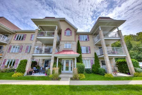 condo — 22 Rue de Maricourt #6, L'Île-Perrot