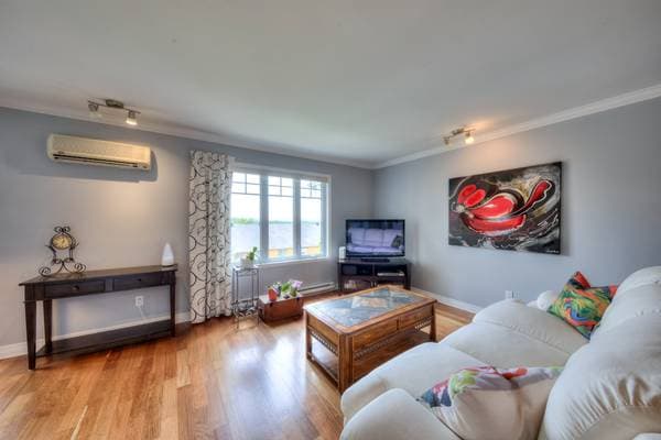 22 Rue de Maricourt #6, L'Île-Perrot — photo 4