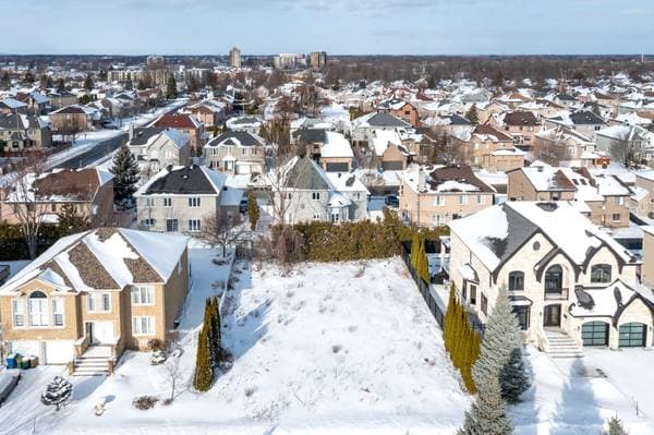235 Rue Dali, Dollard-des Ormeaux — photo 4