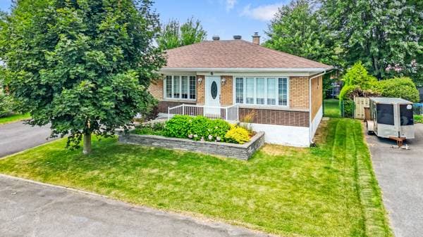 house — 6 Rue des Lilas, Saint-Jean-sur-Richelieu