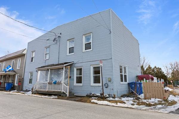 plex — 15 -17 Rue St-Isidore, Salaberry-de-Valleyfield