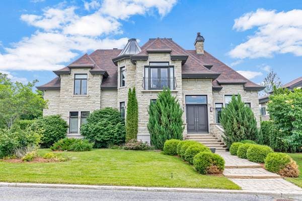 6 Rue Simone-De Beauvoir, Notre-Dame-de-L'Île-Perrot — photo 2