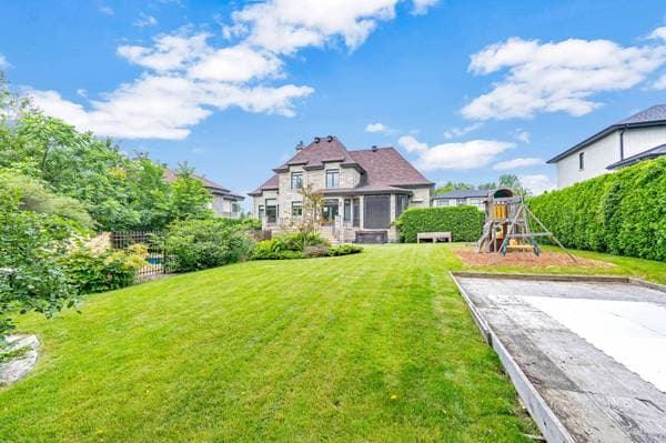 6 Rue Simone-De Beauvoir, Notre-Dame-de-L'Île-Perrot — photo 40