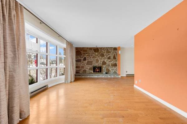 22 Rue Greenfield, Dollard-des Ormeaux — photo 4