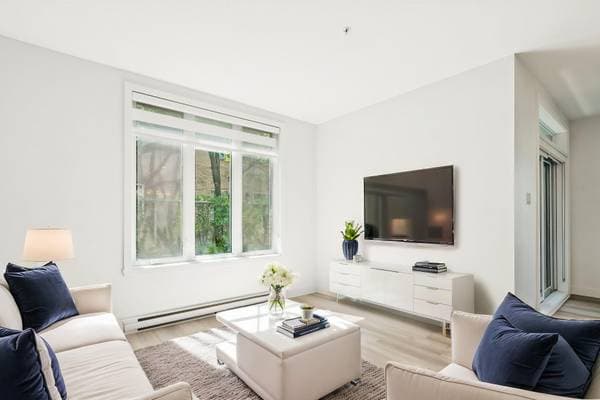 79 Av. Elm #105, Beaconsfield — photo 4