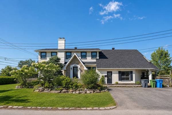 house — 65 Ch. du Bord-du-Lac-Lakeshore, Pointe-Claire