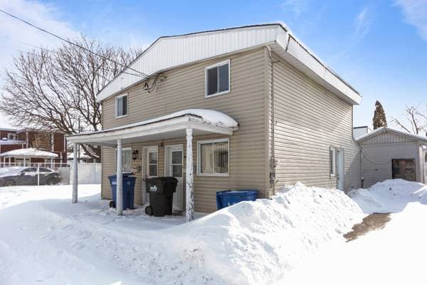 plex — 9 -11 Rue Gendron, Salaberry-de-Valleyfield