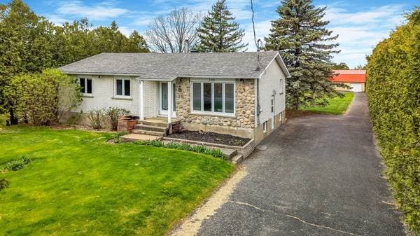 house — 300 Ch. St-Raphaël, Saint-Jean-sur-Richelieu
