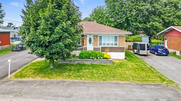 6 Rue des Lilas, Saint-Jean-sur-Richelieu — photo 3