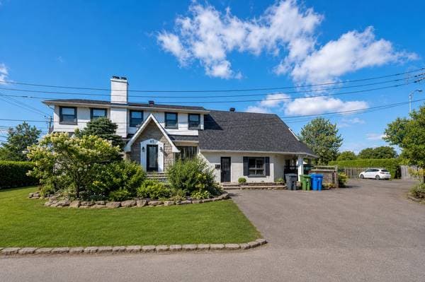 65 Ch. du Bord-du-Lac-Lakeshore, Pointe-Claire — photo 3