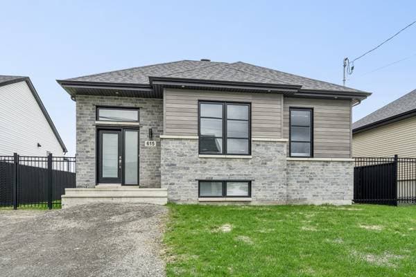 615 Rue Lorrain, Saint-Lin/Laurentides — photo 2